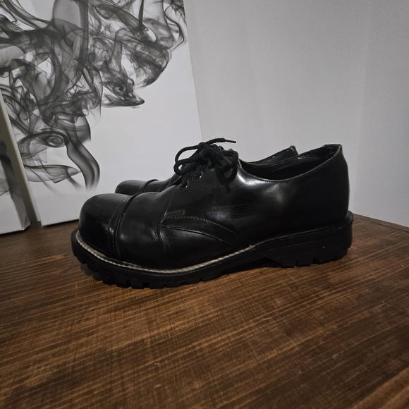Underground Black Leather Women's Oxfords - Picture 6 of 8